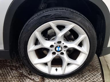 X1 (E84)