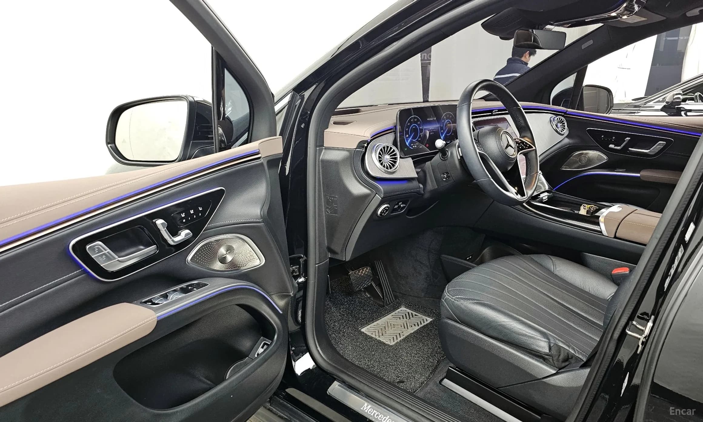 EQS SUV X296