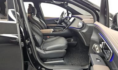 EQS SUV X296