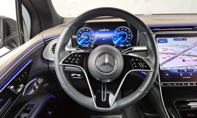 EQS SUV X296