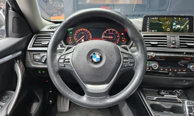 Series 4 (F32)