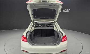Series 4 (F32)