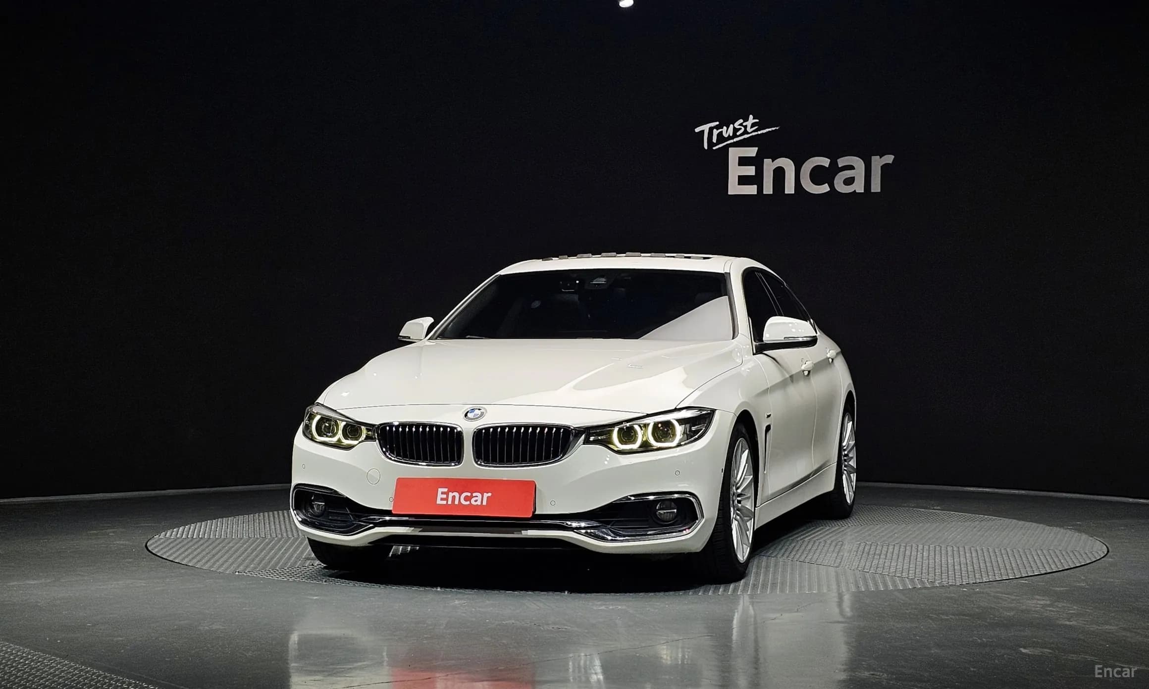 Series 4 (F32)