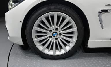 Series 4 (F32)