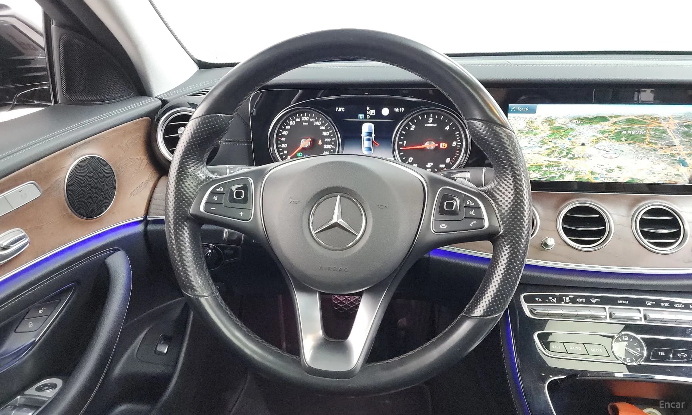 E-Class W213