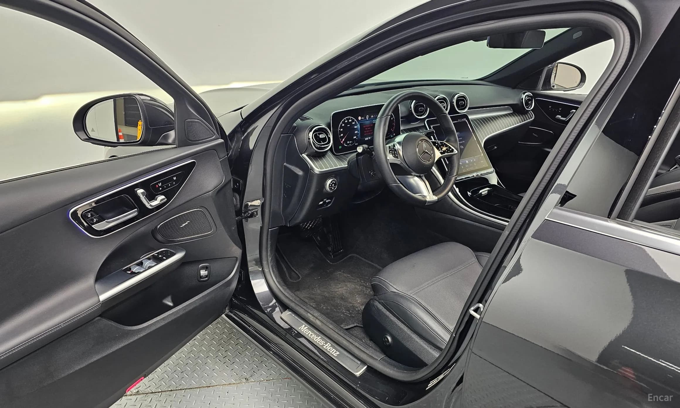 C-Class W206