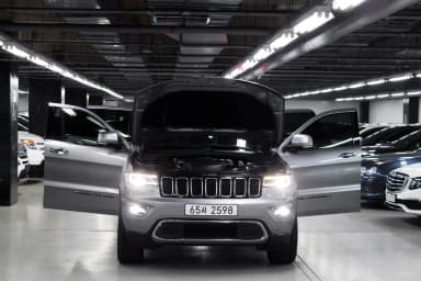 Grand Cherokee