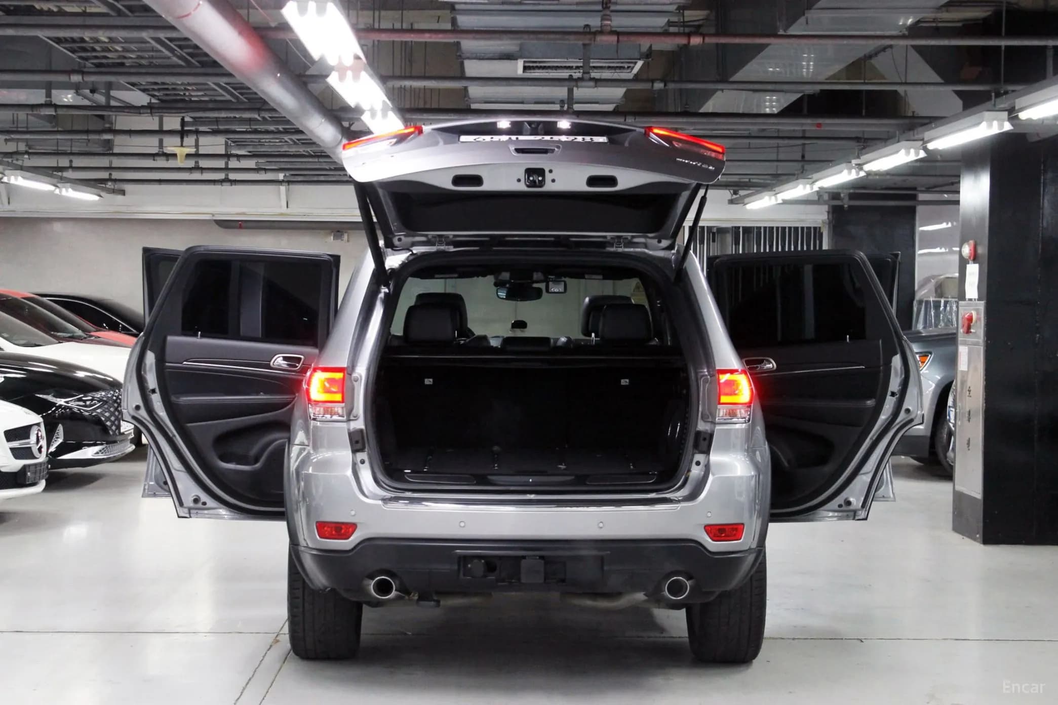 Grand Cherokee
