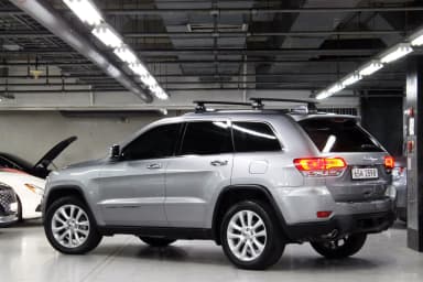 Grand Cherokee