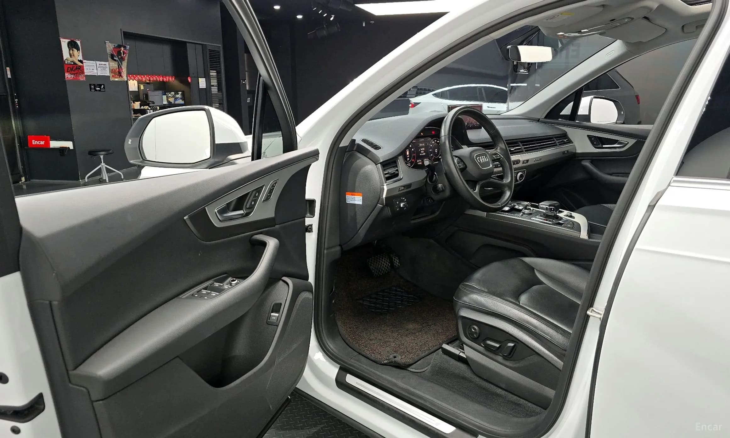 Q7 (4M)