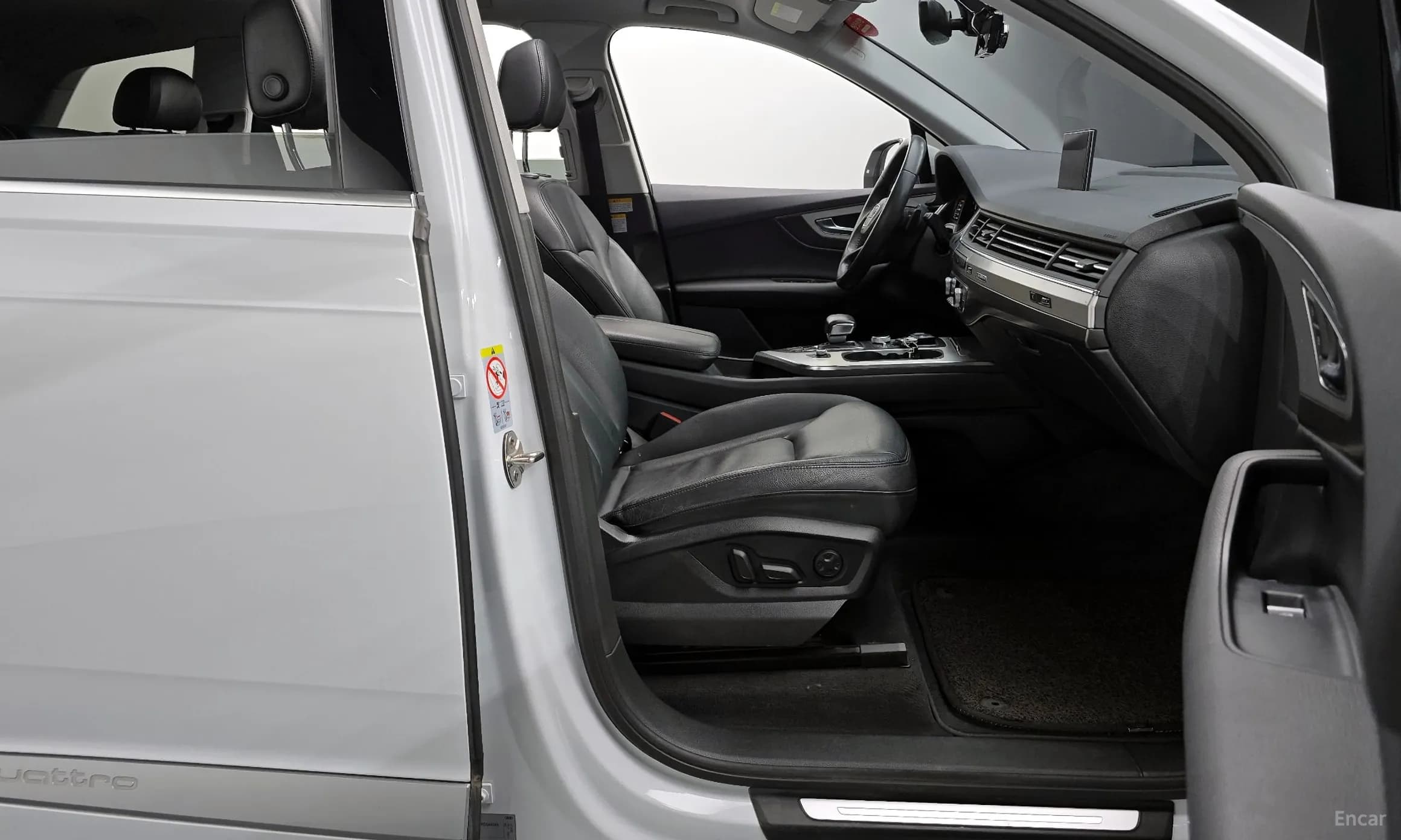 Q7 (4M)