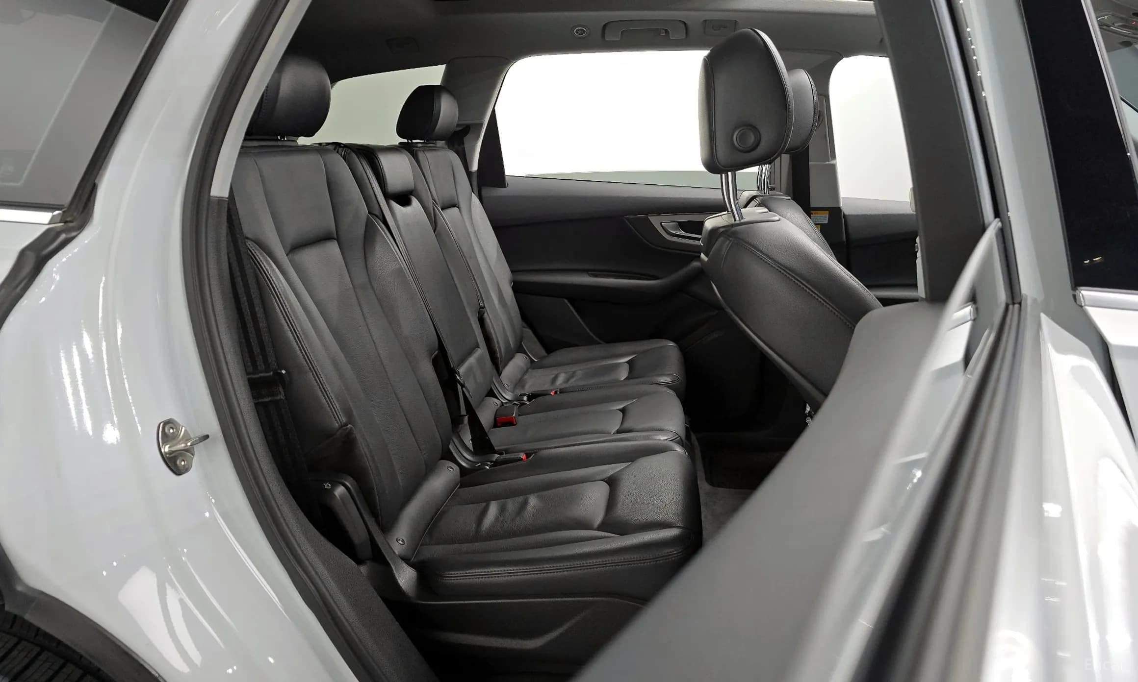 Q7 (4M)