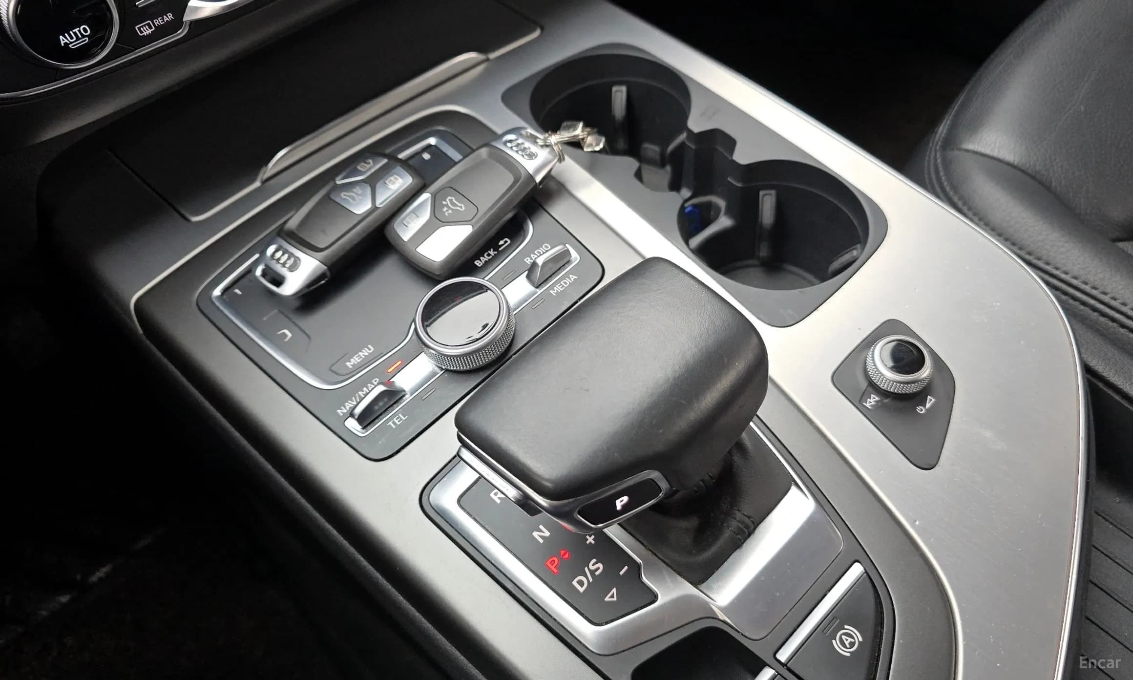 Q7 (4M)