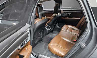 V90 Cross Country