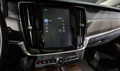 V90 Cross Country