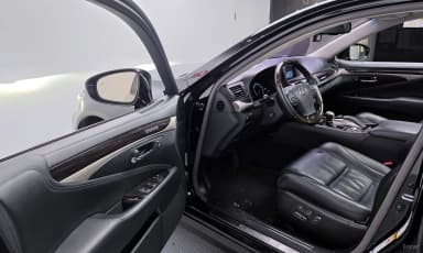LS460