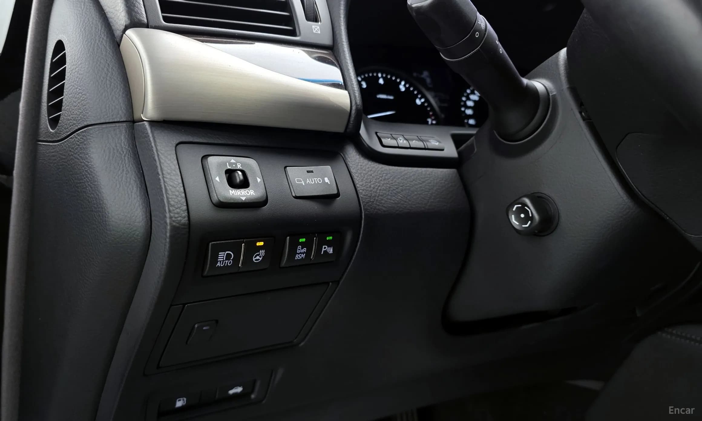 LS460