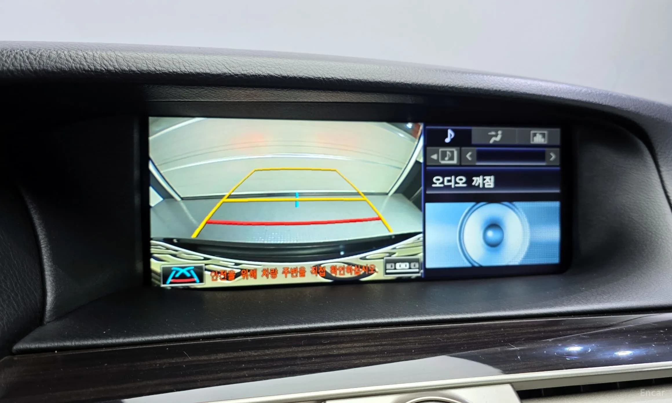 LS460