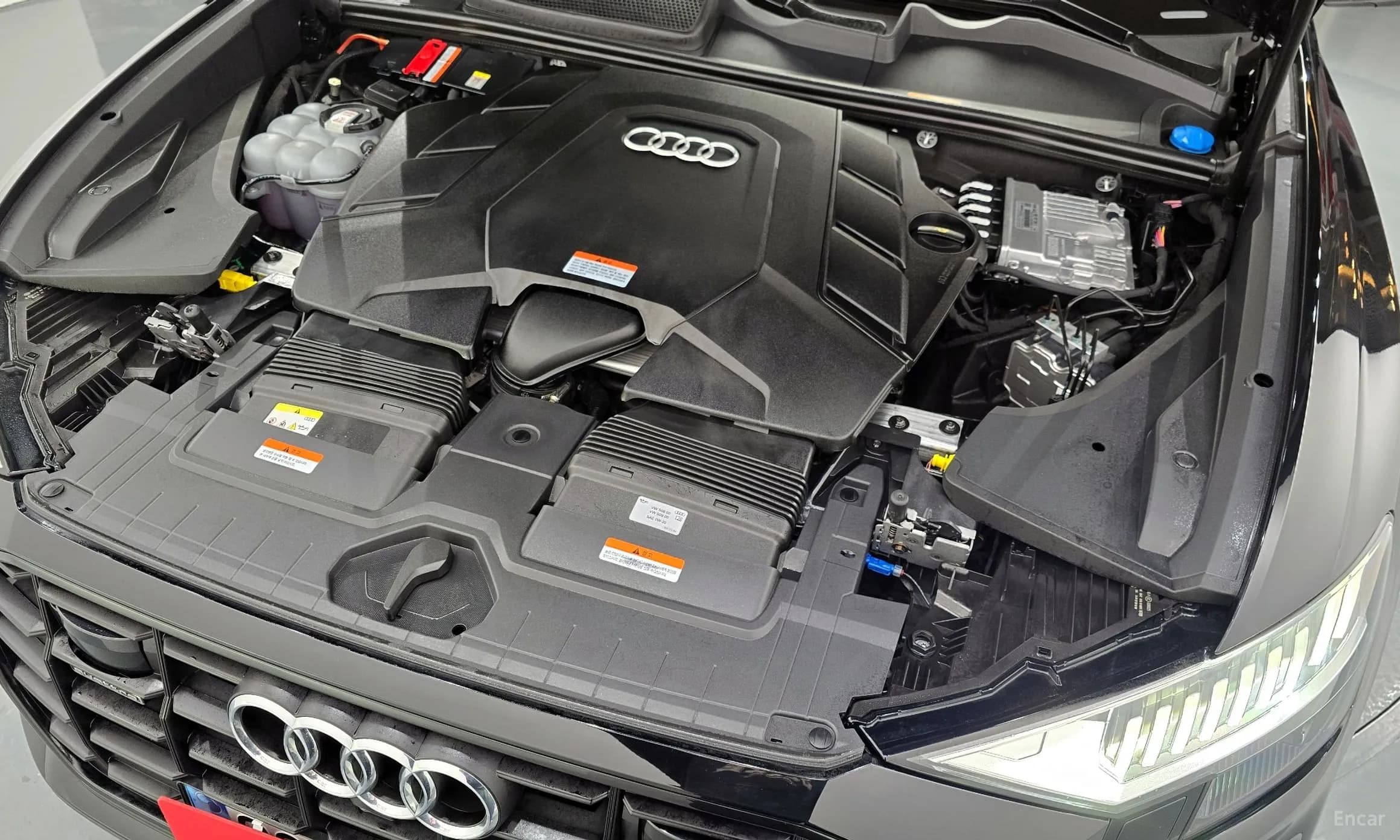 Q8 (4M)