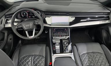 Q8 (4M)