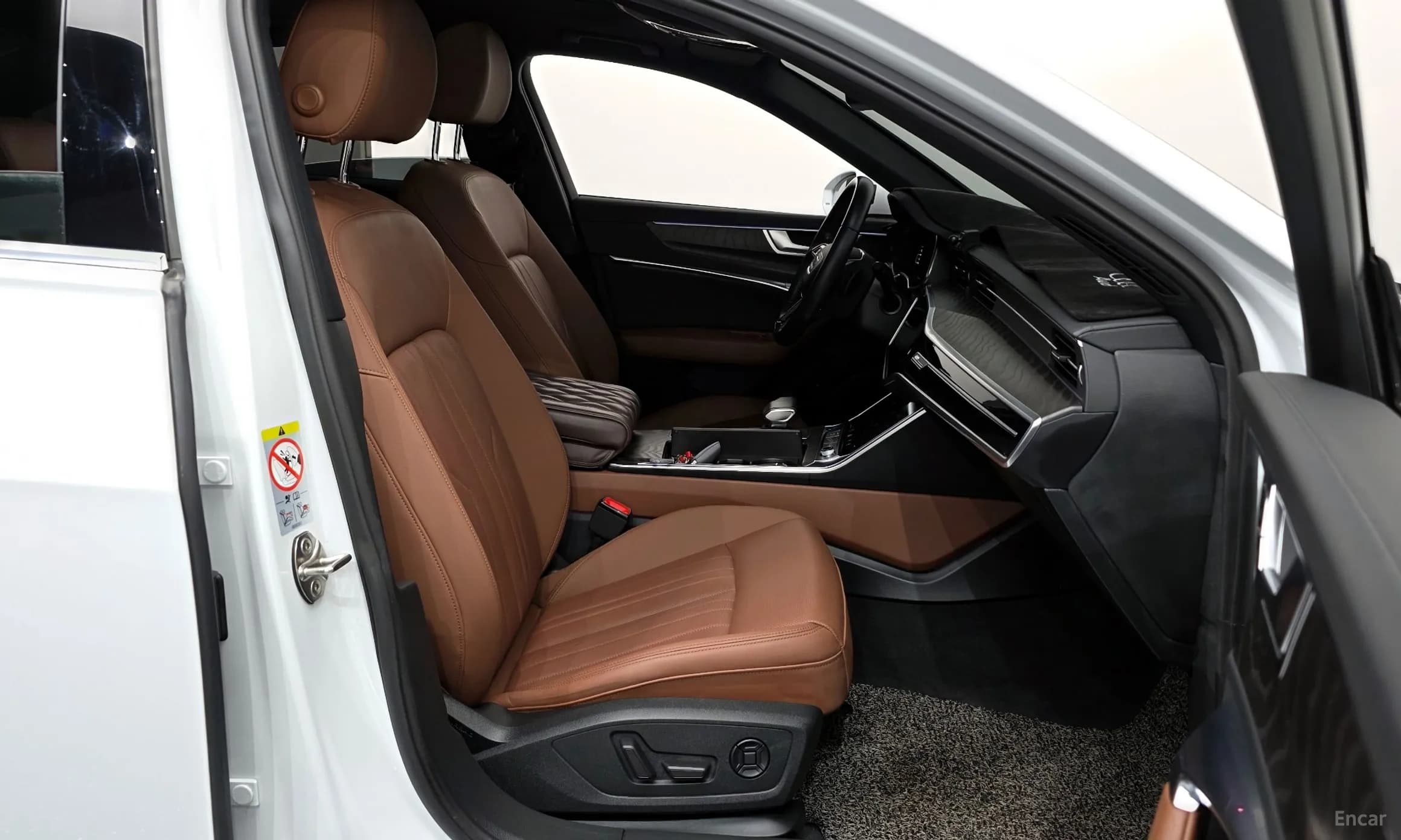 A6 (C8)