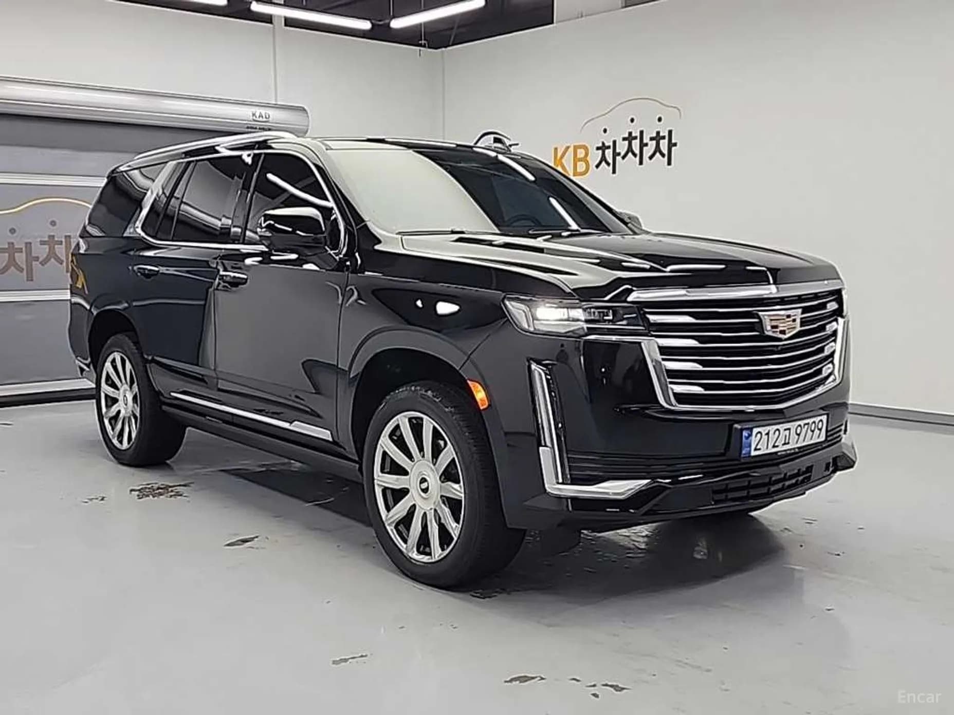Escalade 5th Generation