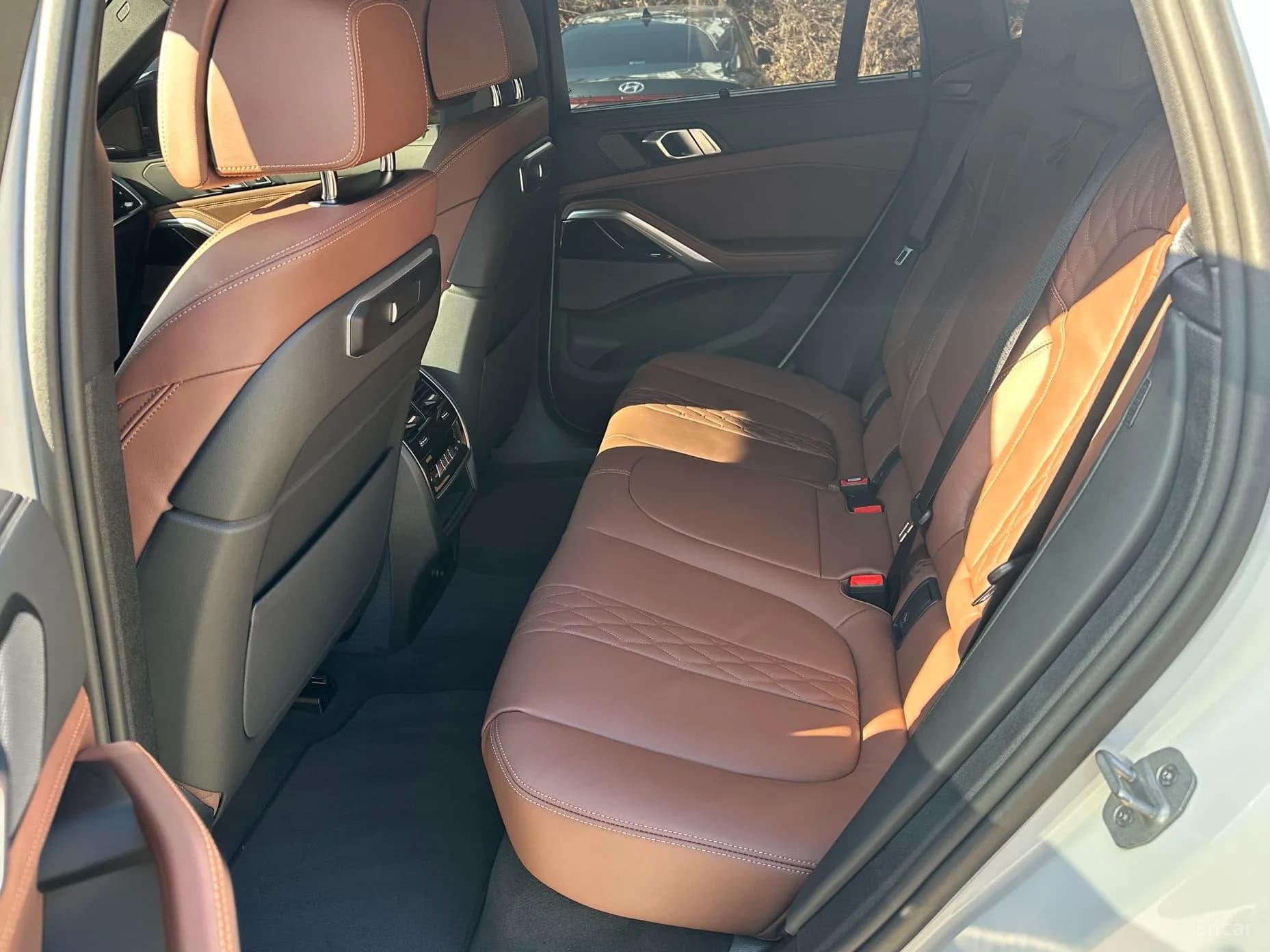 X6 (G06)