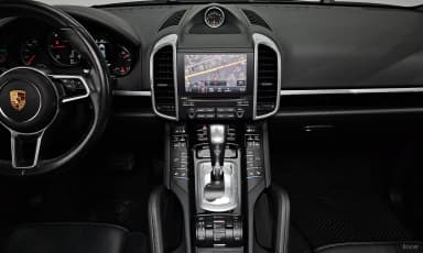 New Cayenne