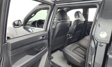 Rexton Sports Khan