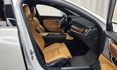 S90
