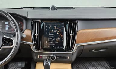 S90