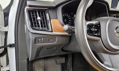 S90