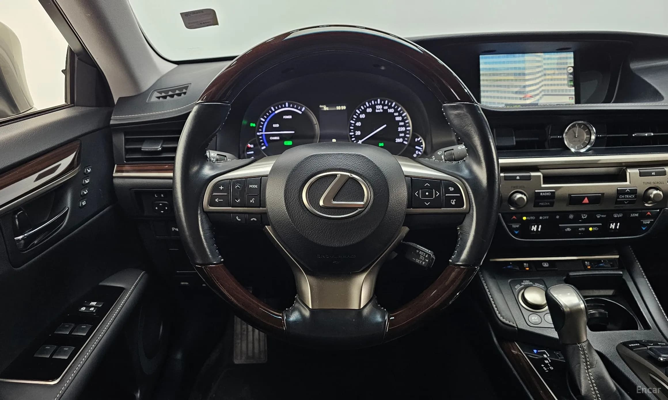 New ES300h