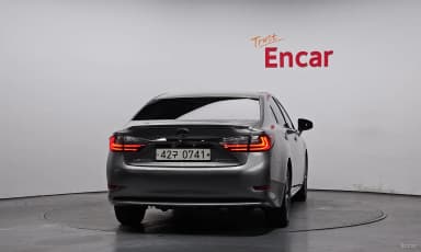 New ES300h