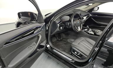 5 Series (G30)