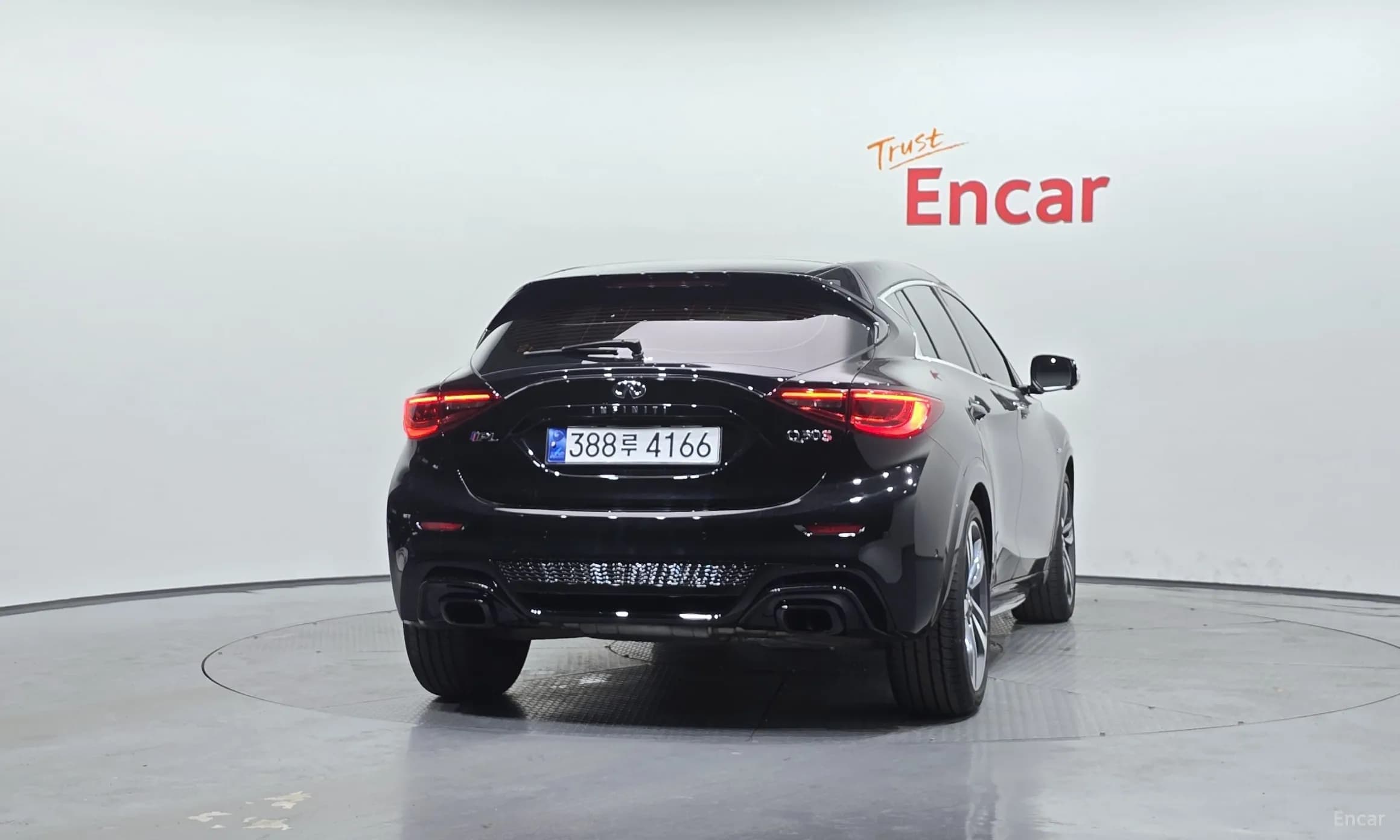 Q30