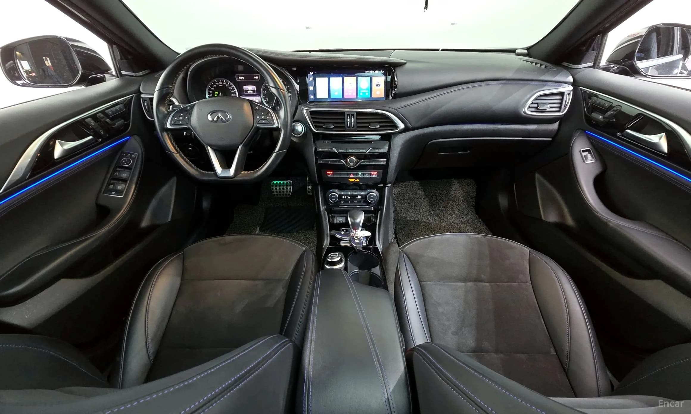 Q30