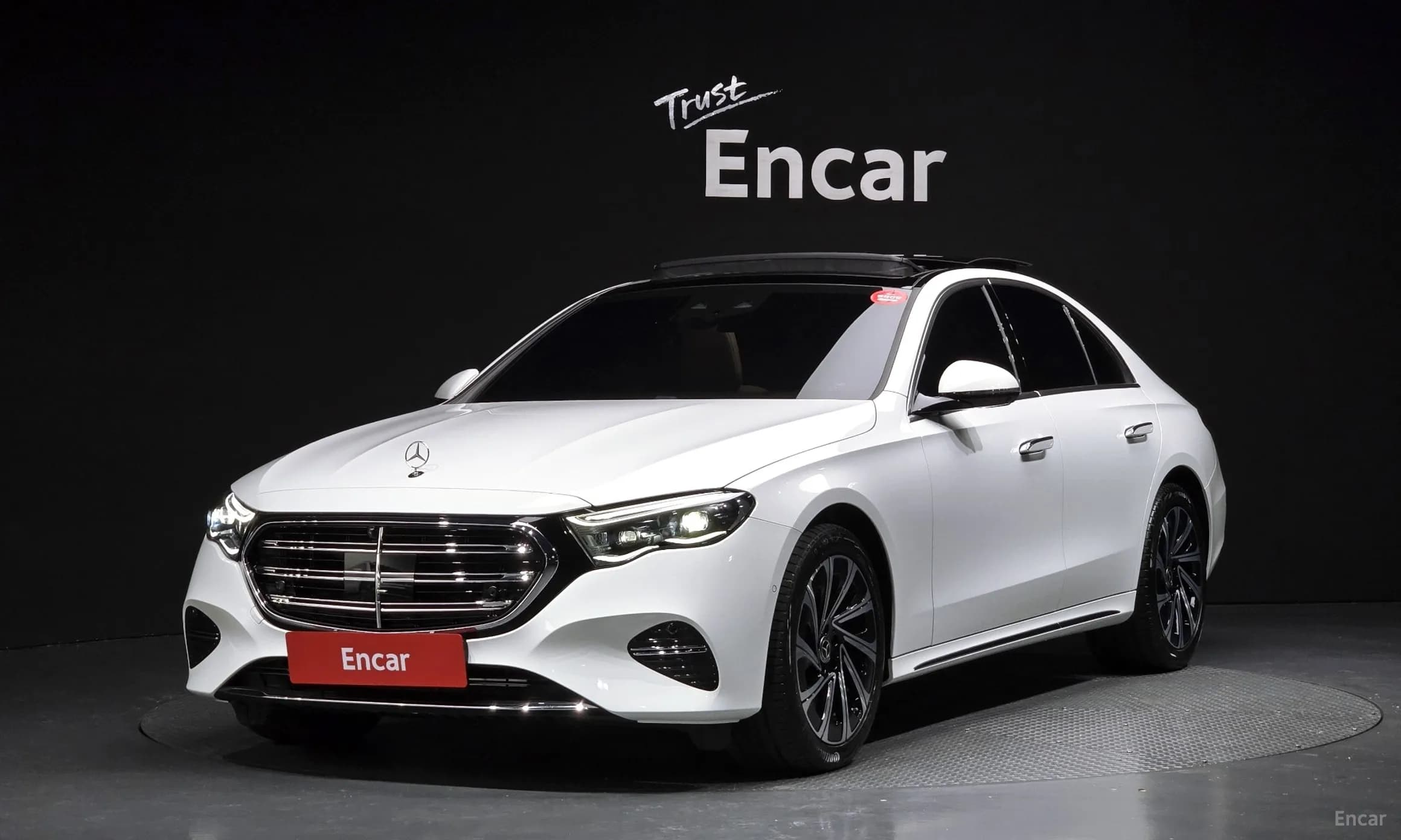 E-Class W214