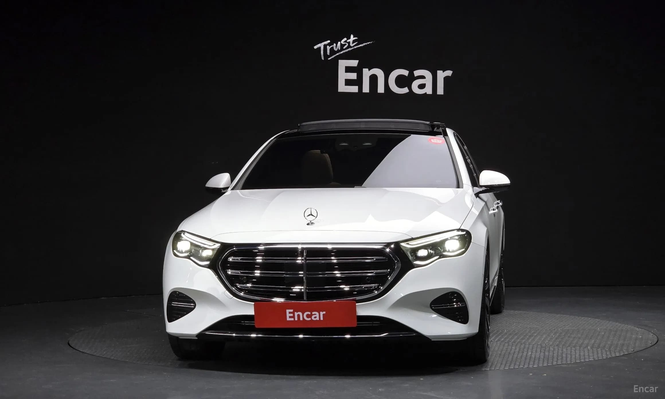 E-Class W214