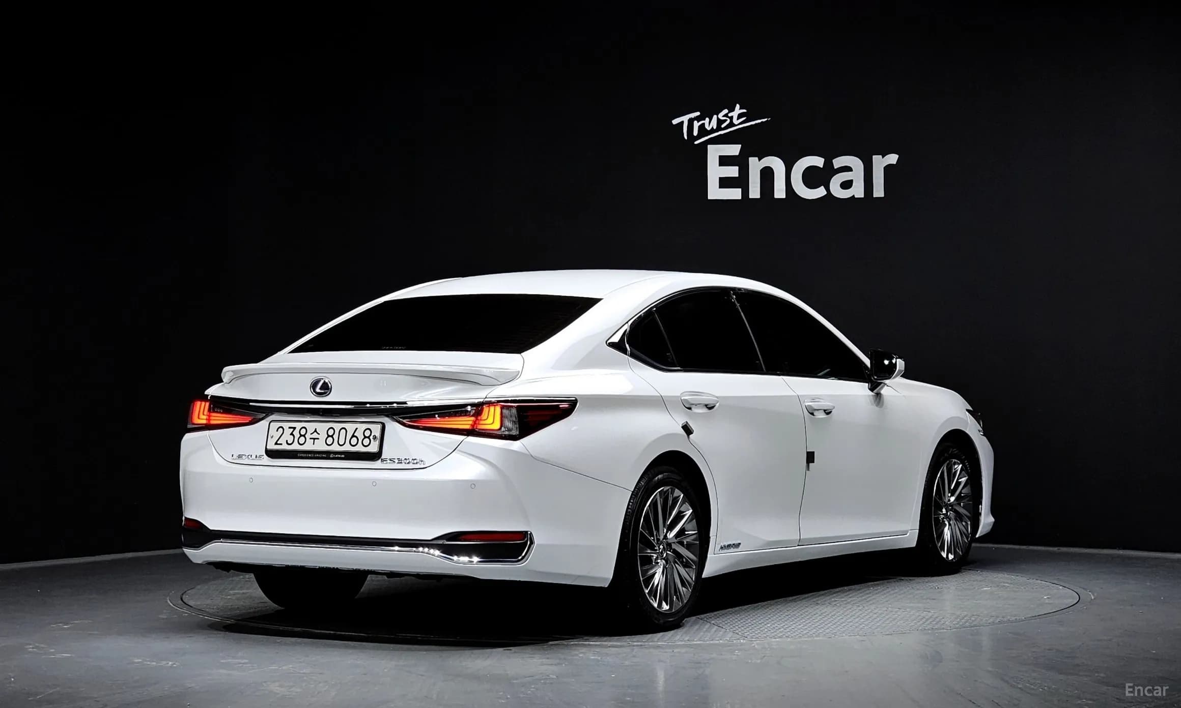 ES300h 7th Generation
