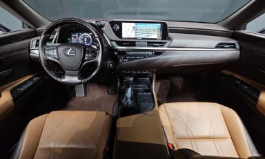 ES300h 7th Generation