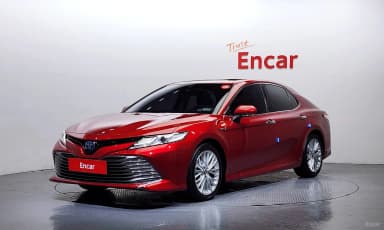 Camry (XV70)