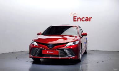 Camry (XV70)