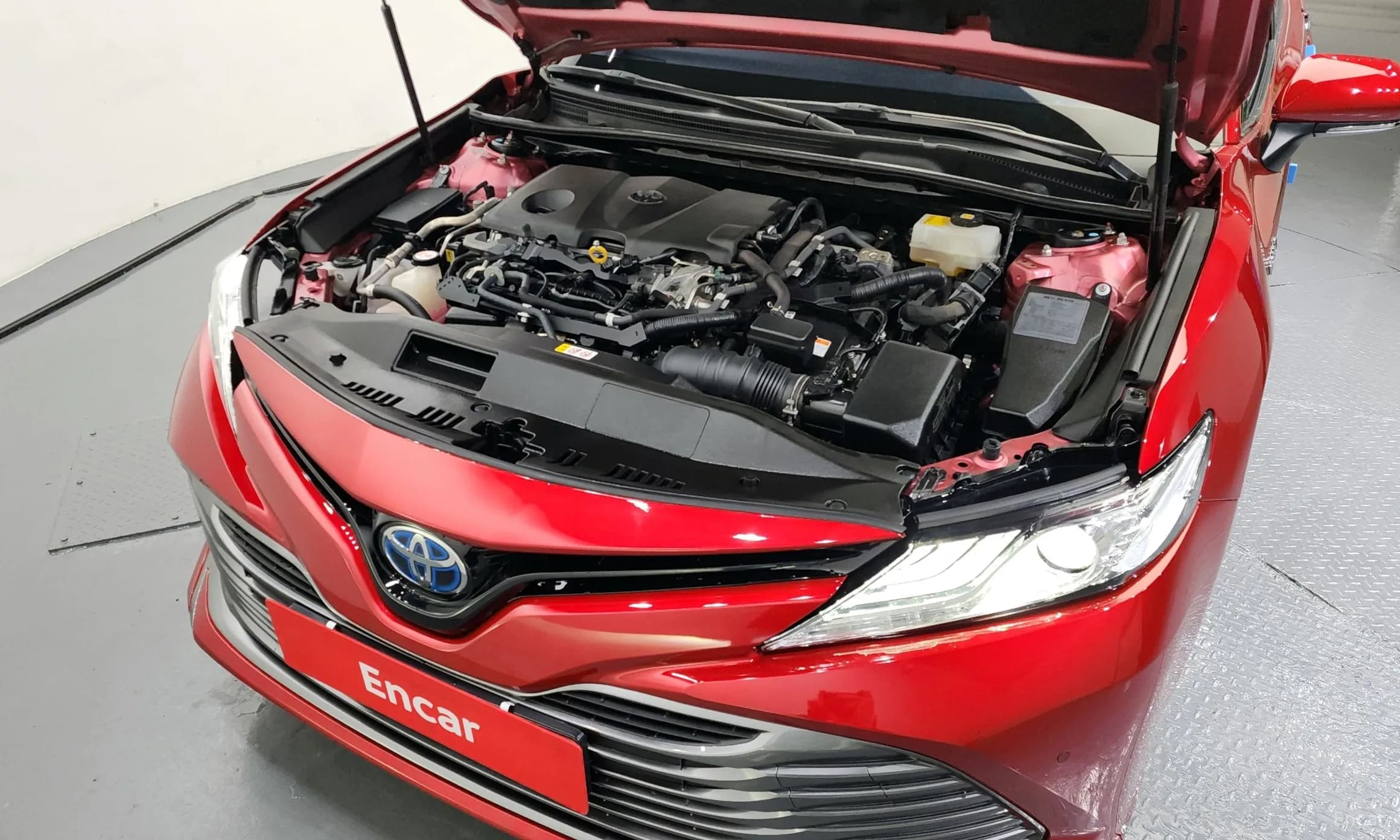 Camry (XV70)