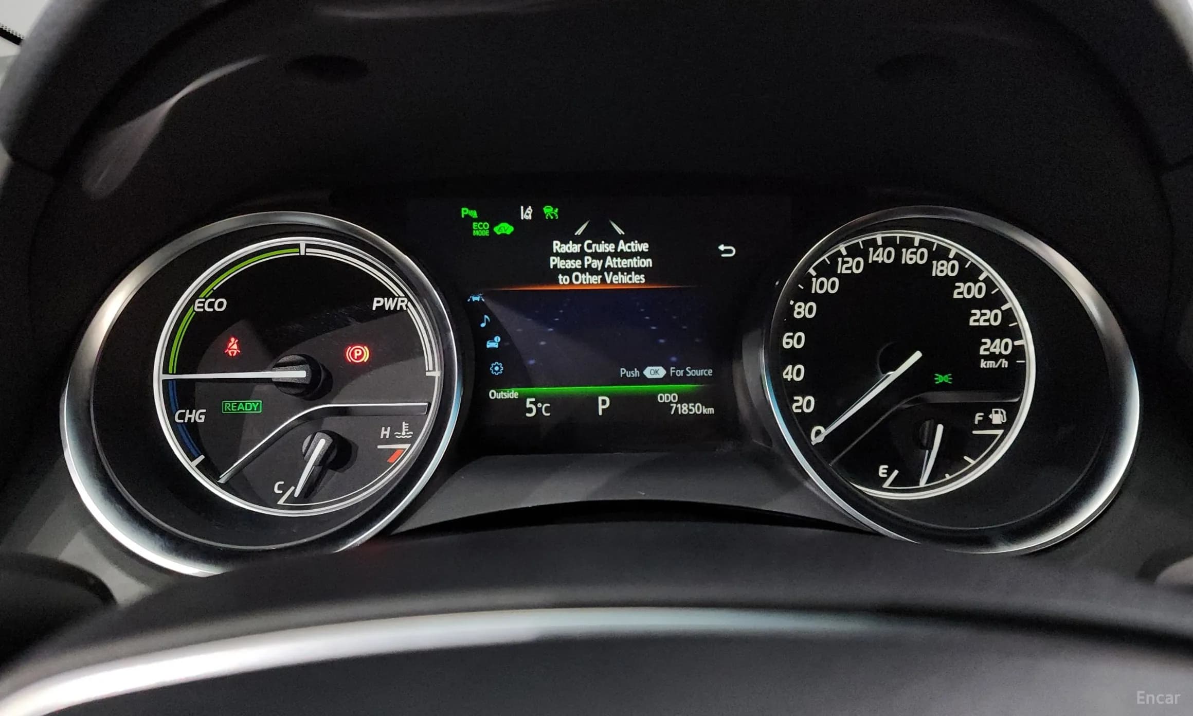 Camry (XV70)