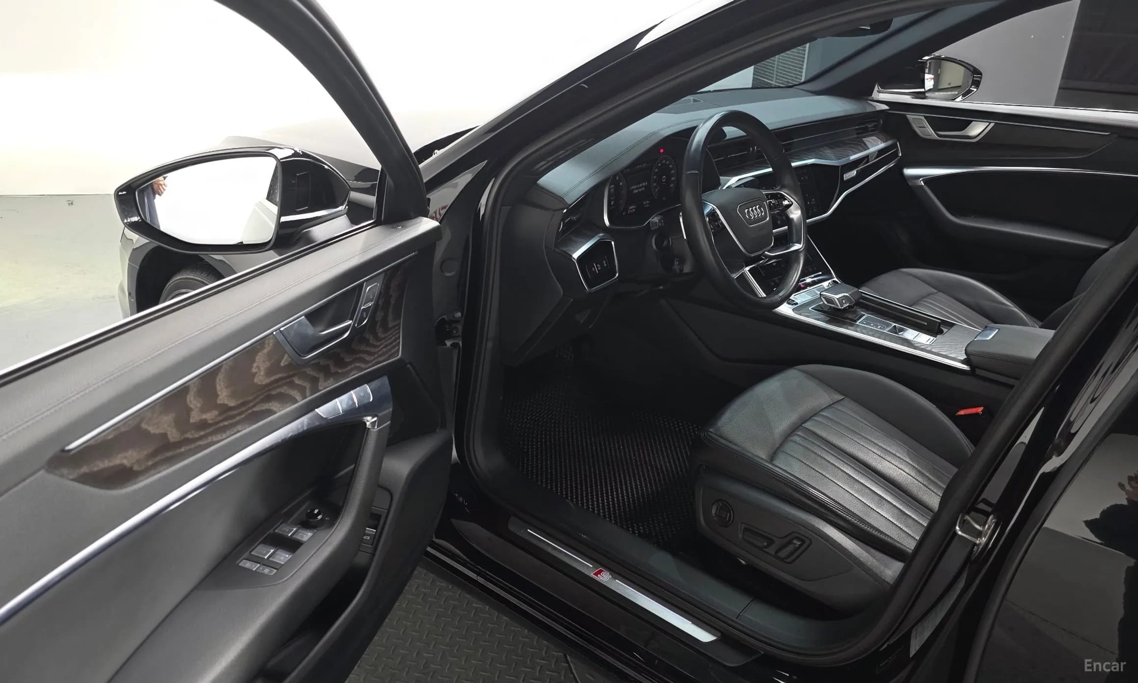 A6 (C8)