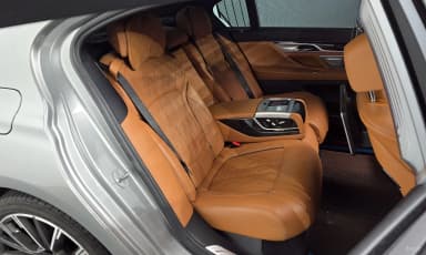 7 Series (G11)