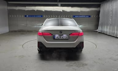 5 Series (G60)