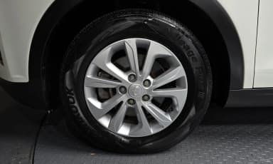 Berry New Tivoli