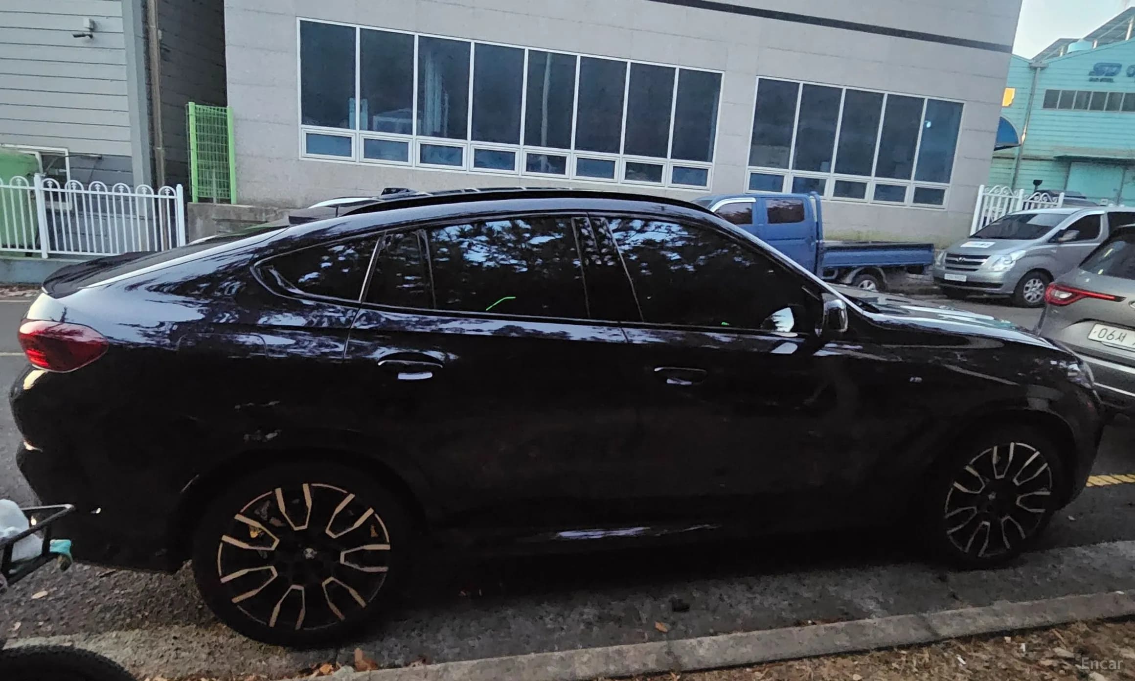 X6 (G06)